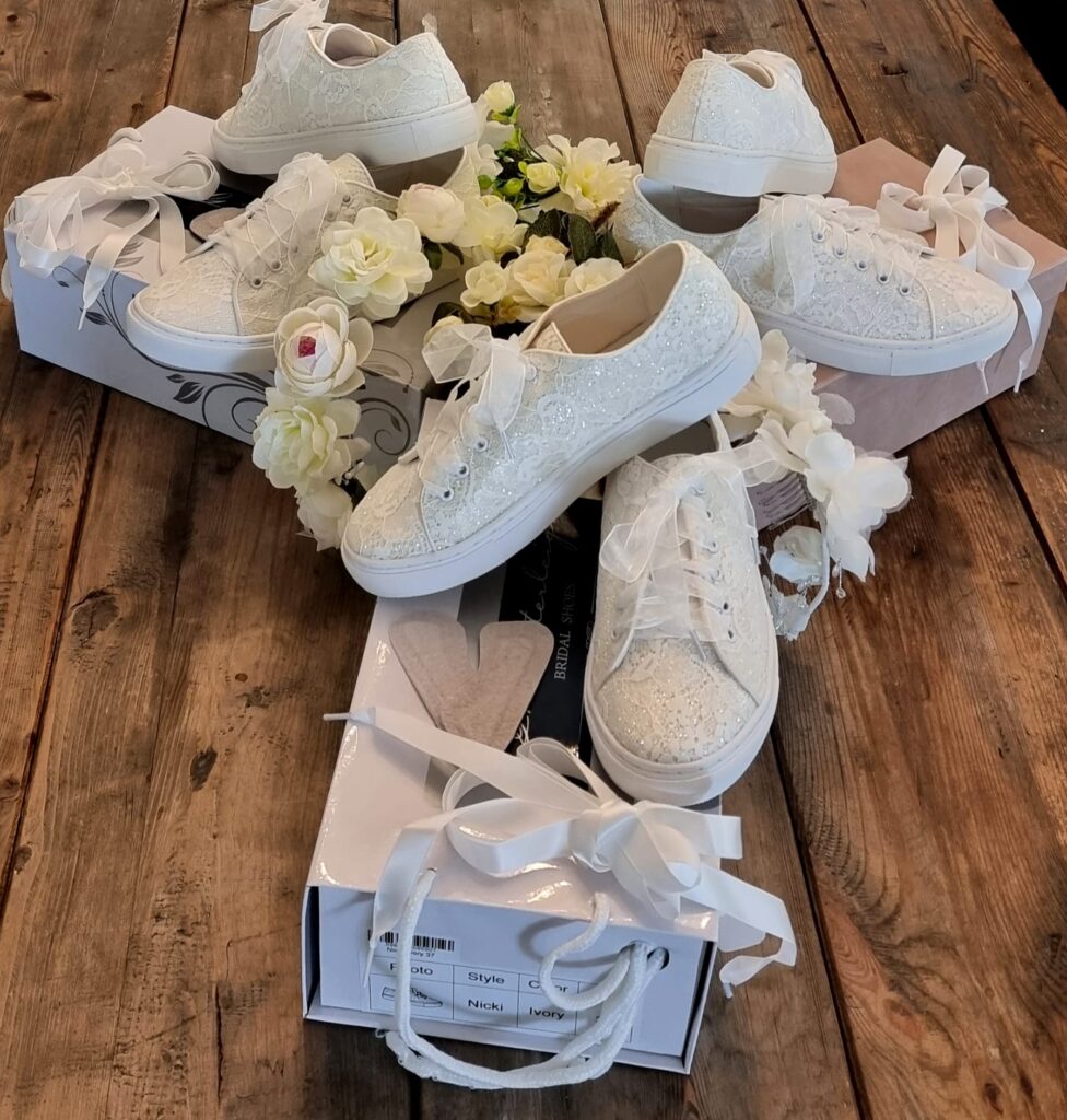 Witte bruid sneakers