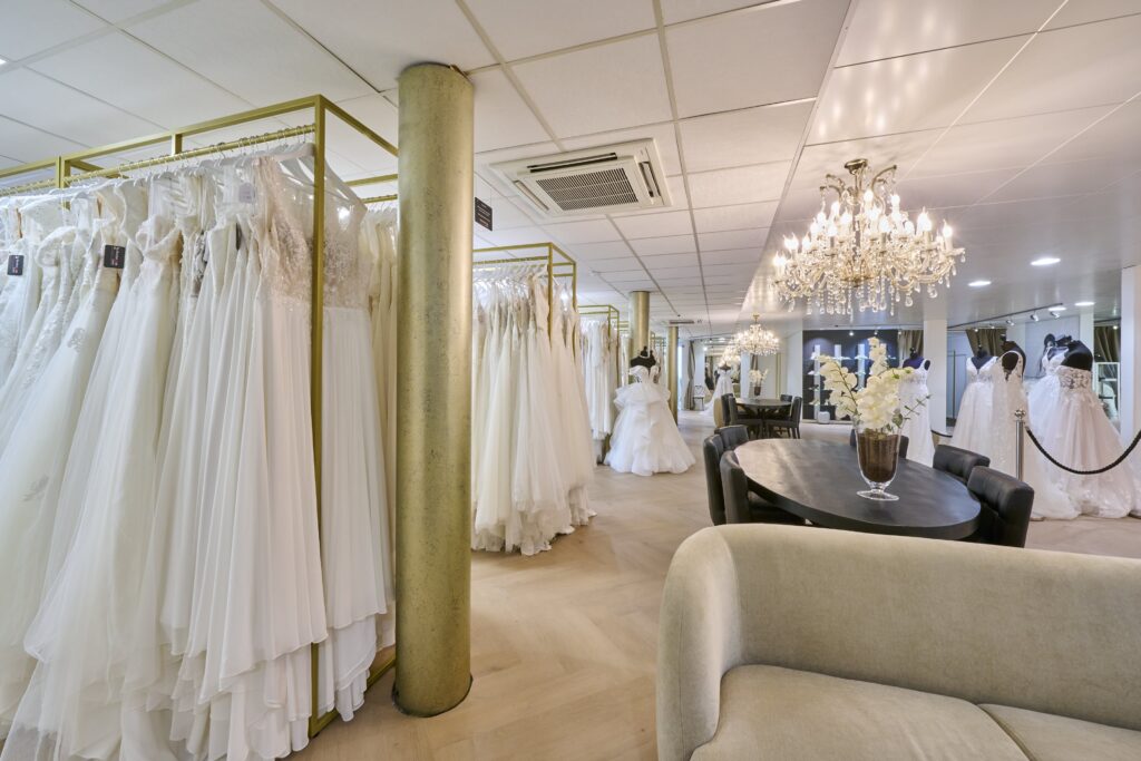 Trouwjurk bohemian bij Bruidsmode Outlet Lommel
