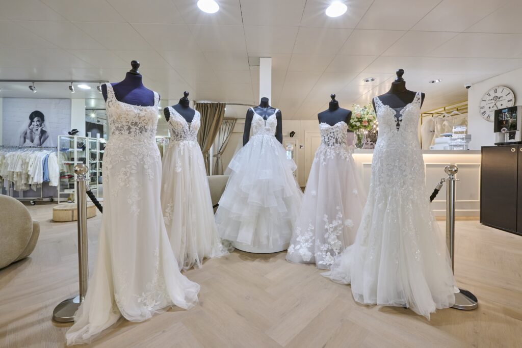 Bruidsmode outlet lommel trouwjurken